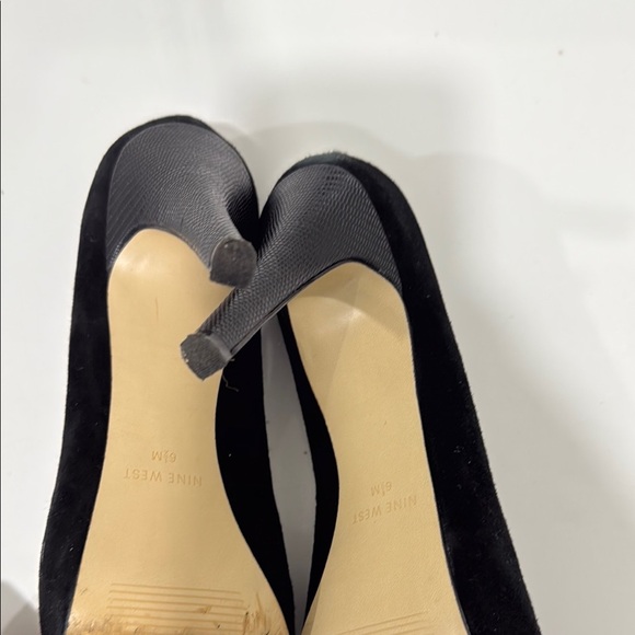Nine West Black Peep Toe Heels - Picture 9 of 13